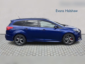 Used Ford Focus 2022 for sale - 78625182: Photo