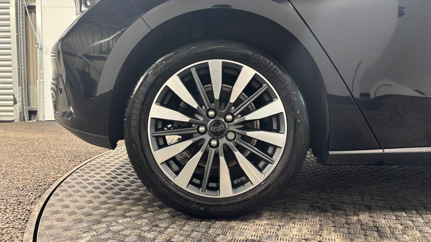 Used Ford Focus 2023 for sale - 76553182: Photo 9