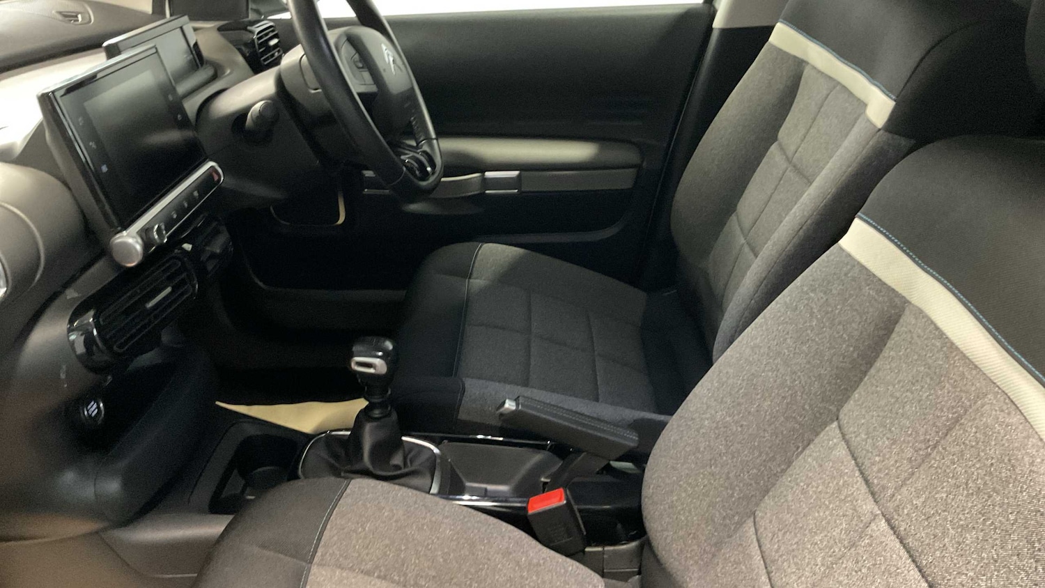 Used Citroen C4 Cactus 2020 for sale - 76034827: Photo 16