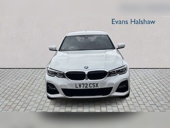 Used BMW 3 Series 2022 for sale - 77648846: Photo