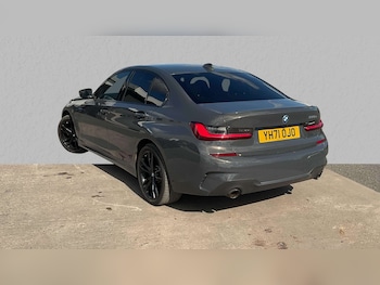 Used BMW 3 Series 2021 for sale - 76045132: Photo
