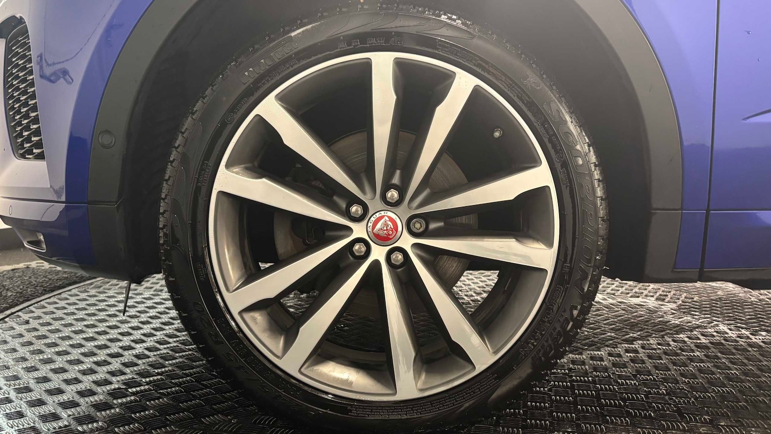 Used Jaguar E-Pace 2017 for sale - 76329206: Photo 11