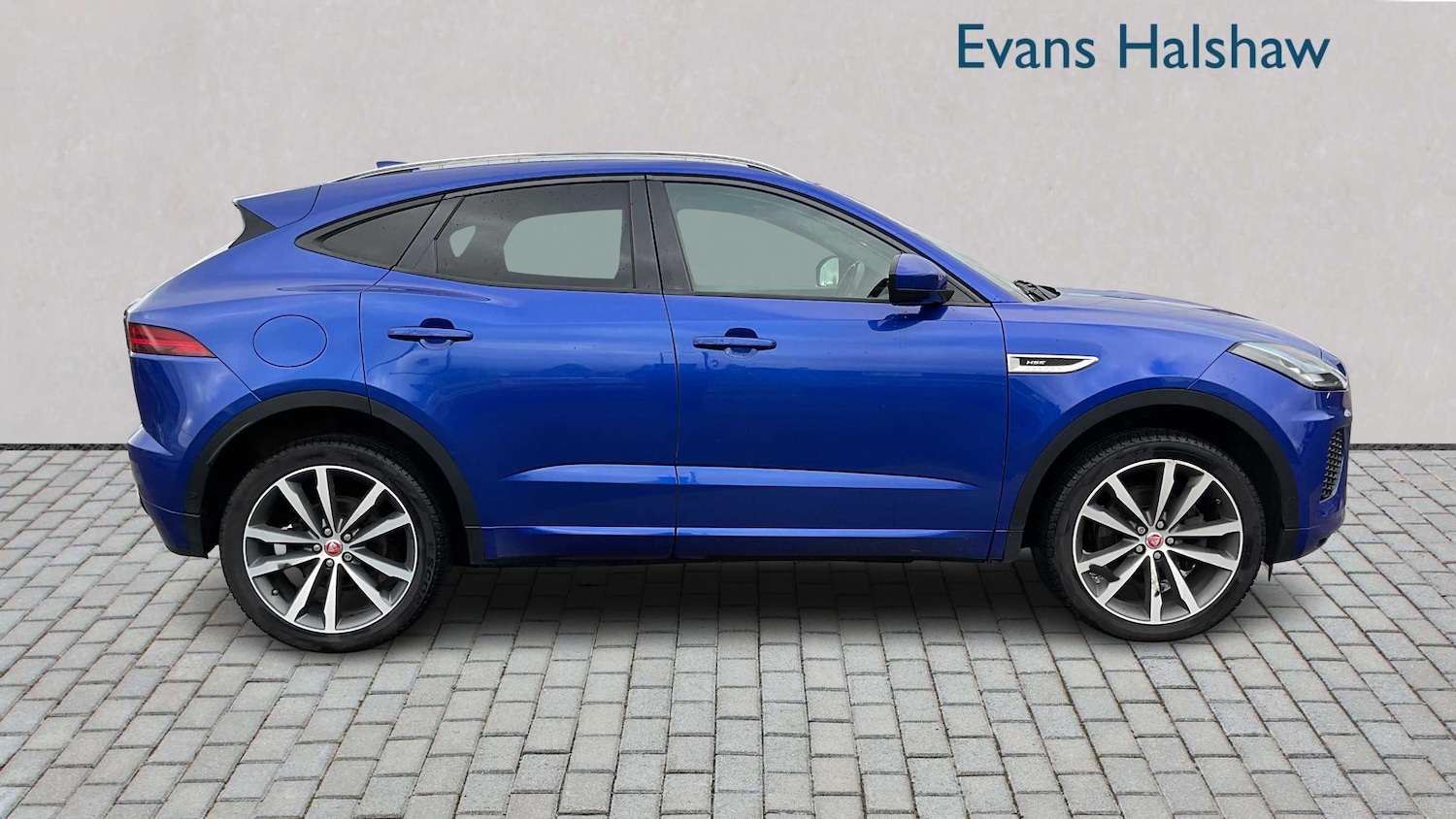 Used Jaguar E-Pace 2017 for sale - 76329206: Photo 2