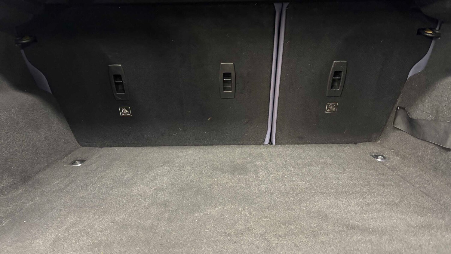 Used Jaguar E-Pace 2017 for sale - 76329206: Photo 29