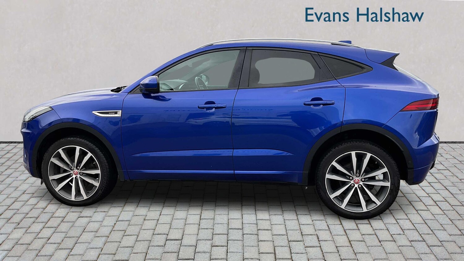 Used Jaguar E-Pace 2017 for sale - 76329206: Photo 4