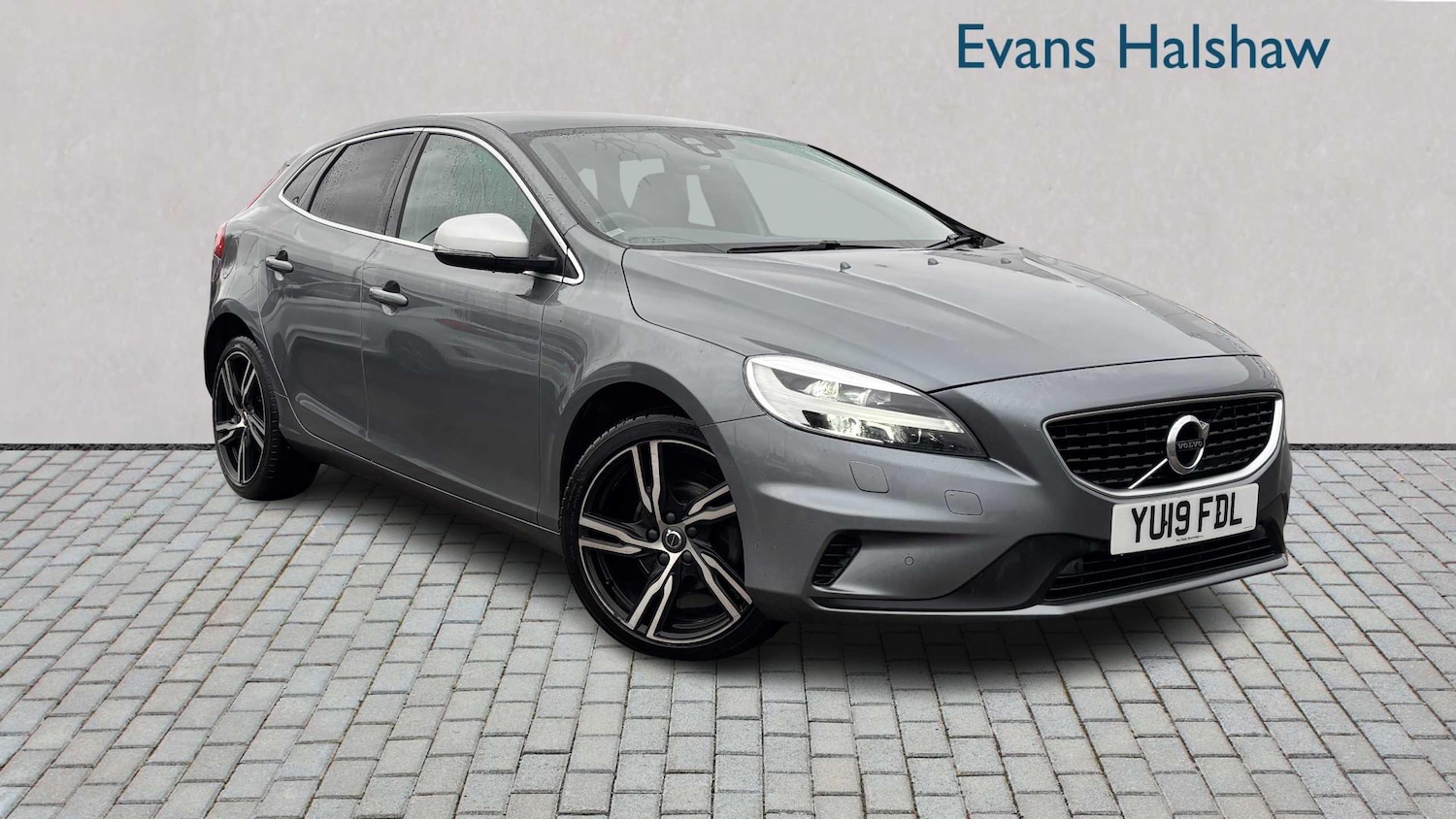 Used Volvo V40 2019 for sale - 76789426: Photo 1