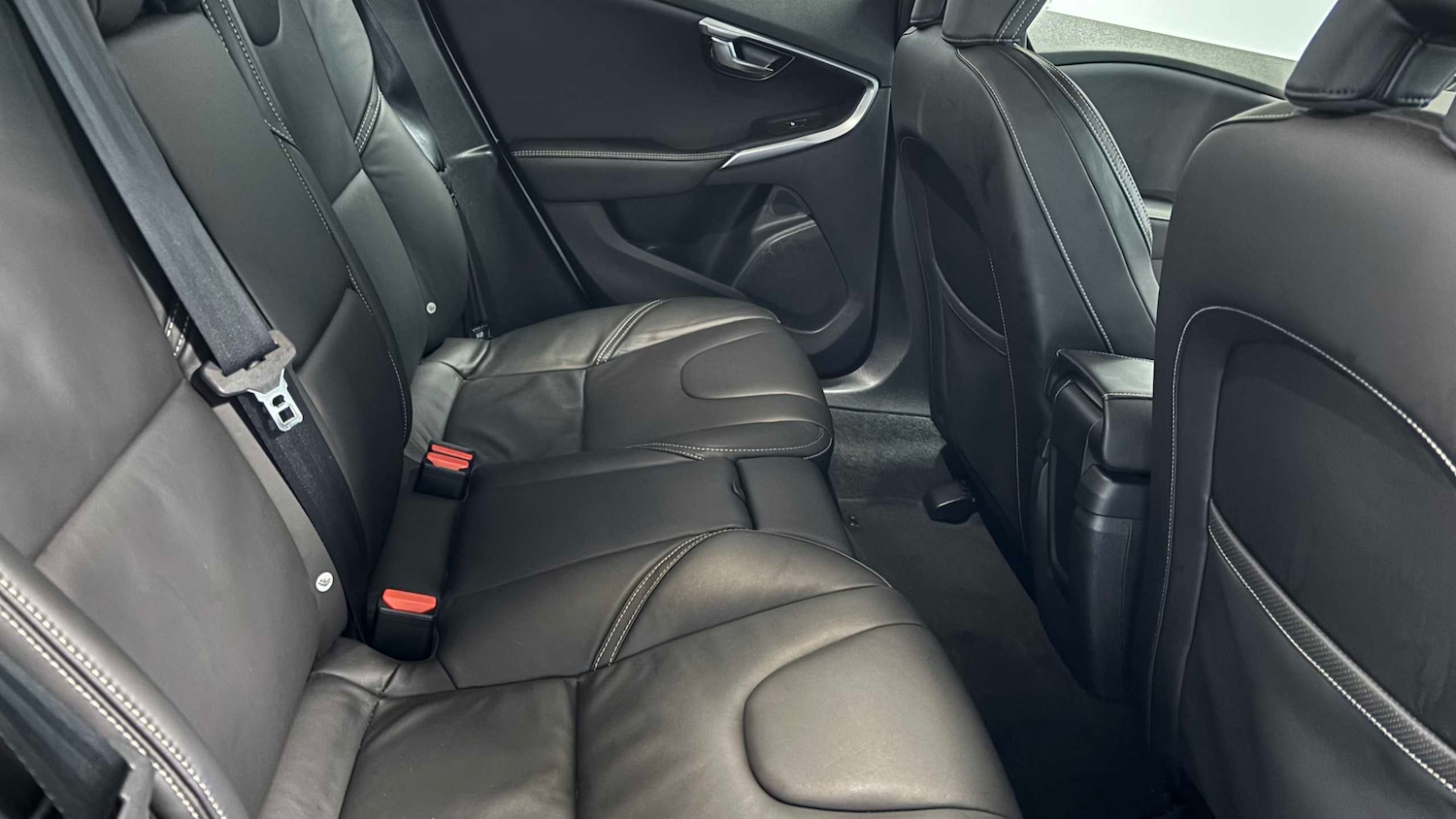 Used Volvo V40 2019 for sale - 76789426: Photo 23