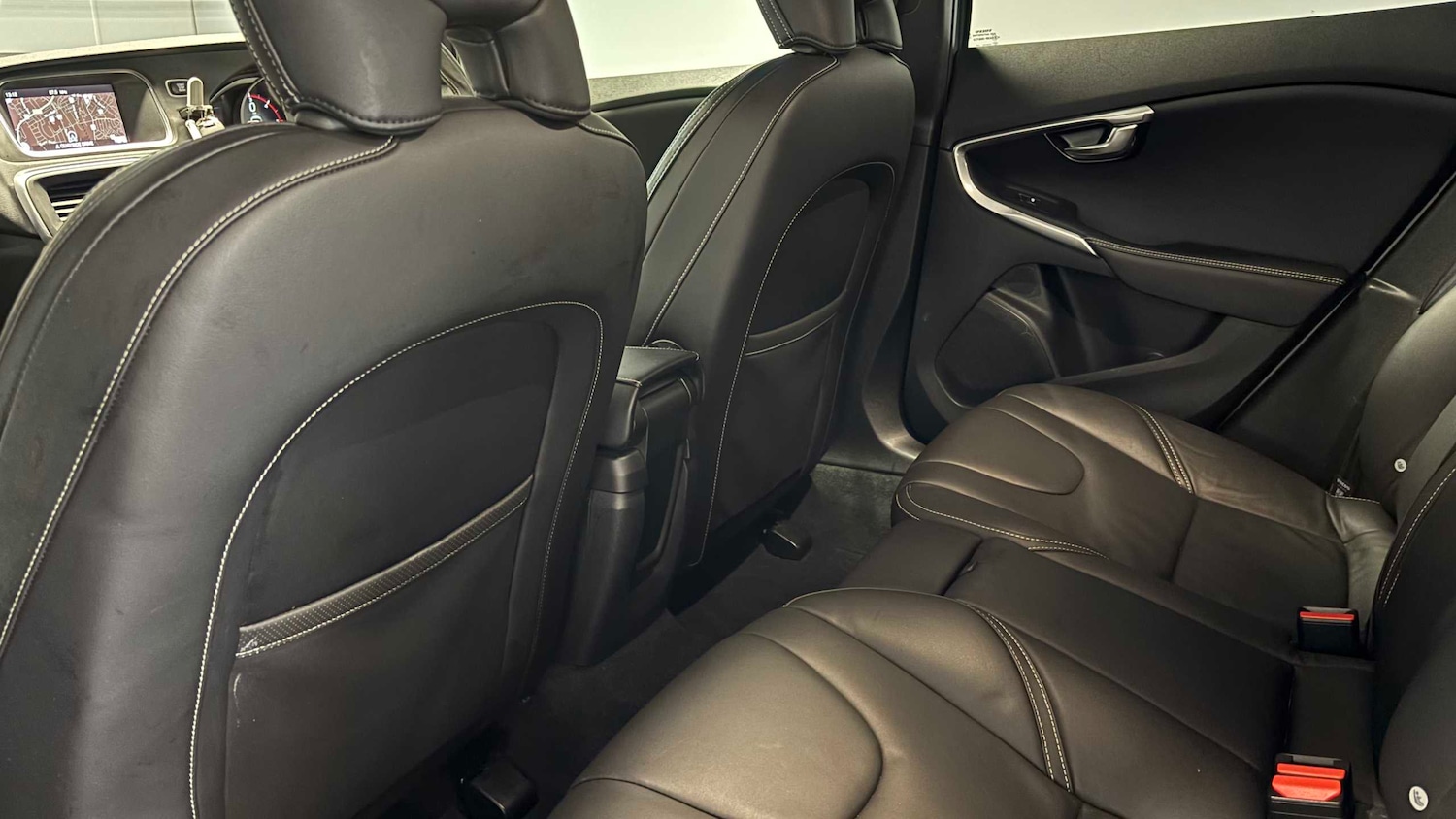 Used Volvo V40 2019 for sale - 76789426: Photo 25