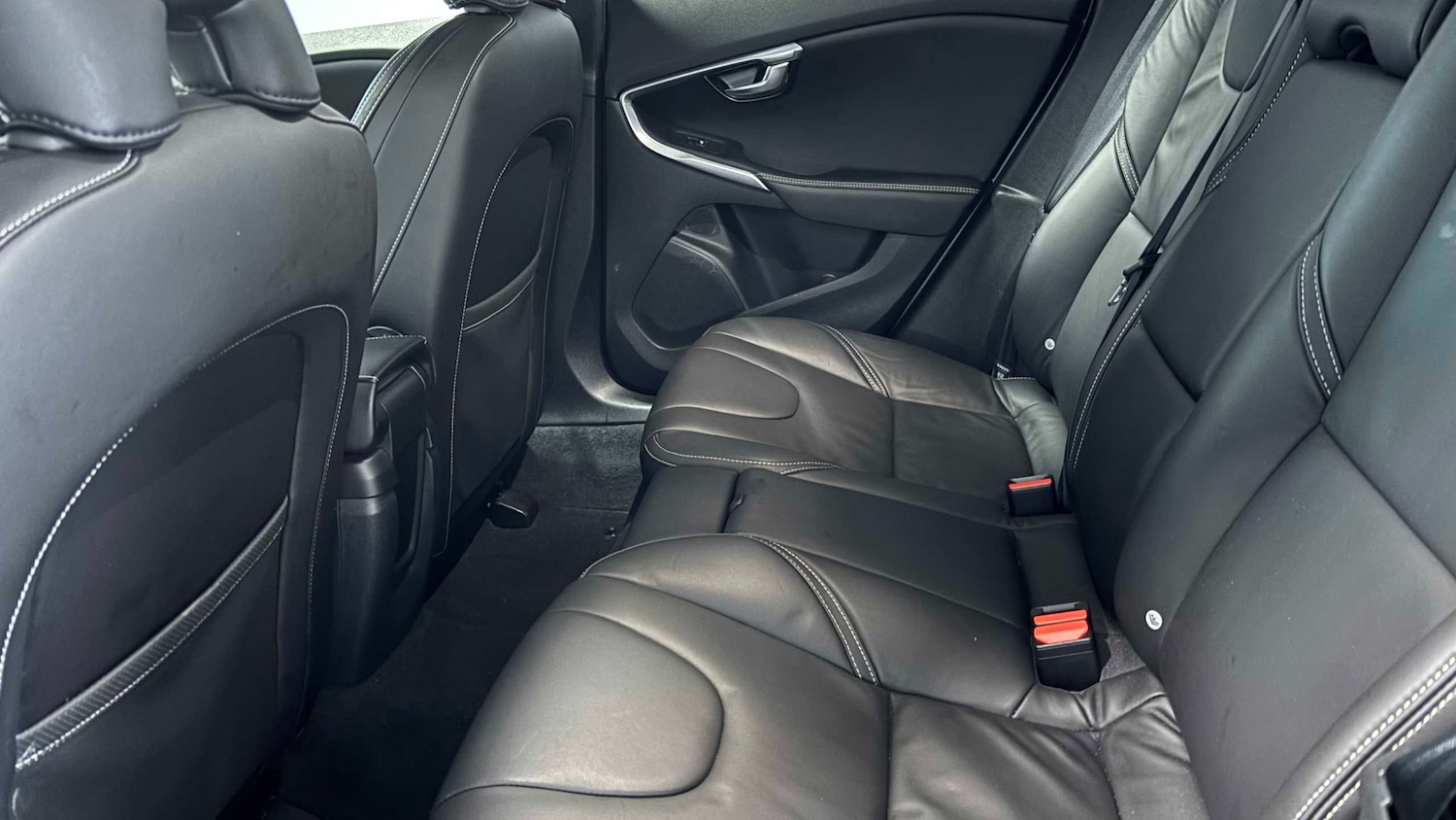 Used Volvo V40 2019 for sale - 76789426: Photo 26