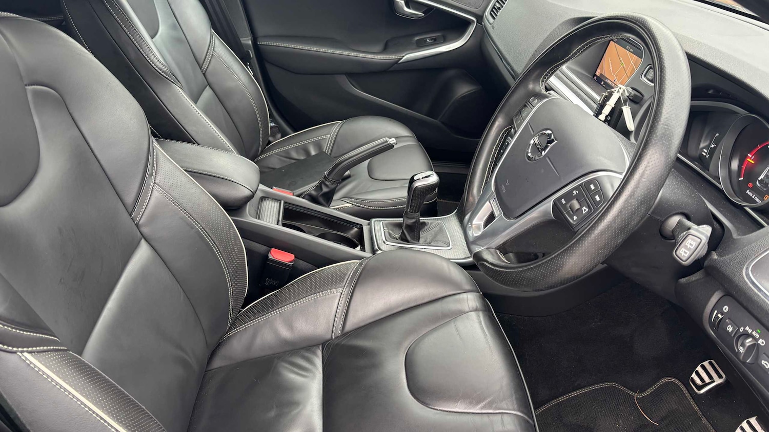 Used Volvo V40 2019 for sale - 76789426: Photo 7