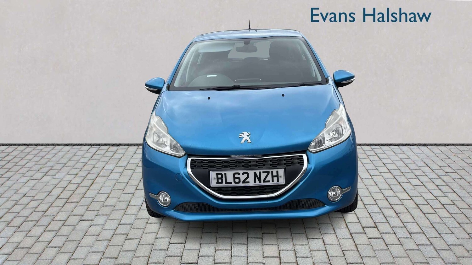 Used Peugeot 208 2013 for sale - 77914110: Photo 4