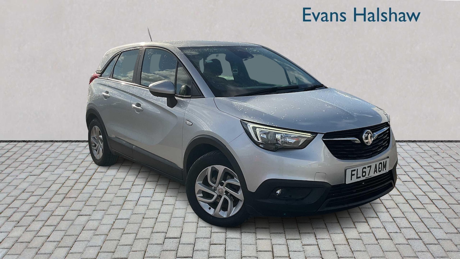 Used Vauxhall Crossland X 2017 for sale - 76390705: Photo 1