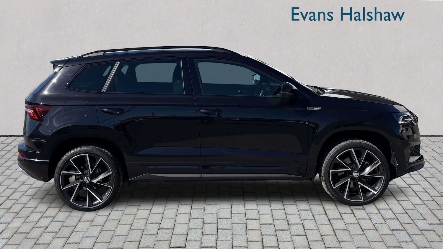 Used Skoda Karoq 2023 for sale - 78161305: Photo 3