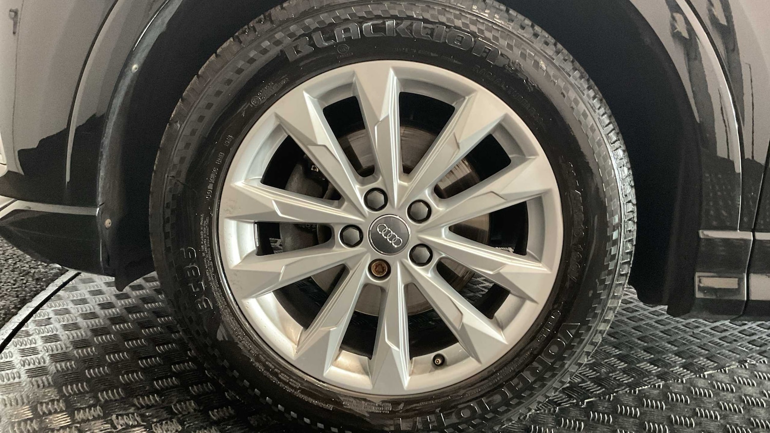 Used Audi Q3 2019 for sale - 75842045: Photo 11