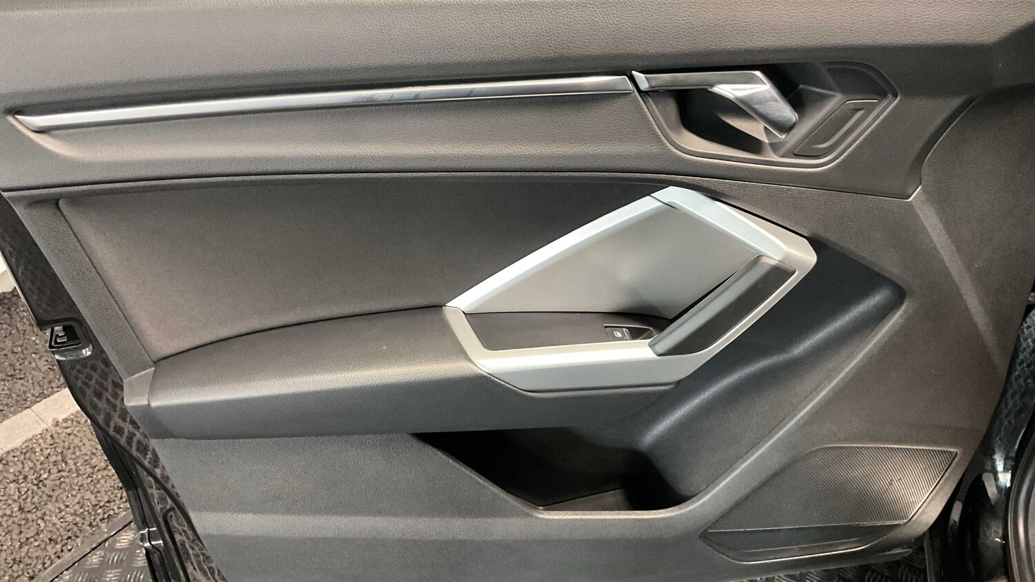 Used Audi Q3 2019 for sale - 75842045: Photo 24