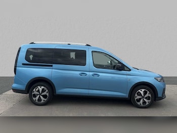 Used Ford Tourneo Connect 2023 for sale - 75841601: Photo