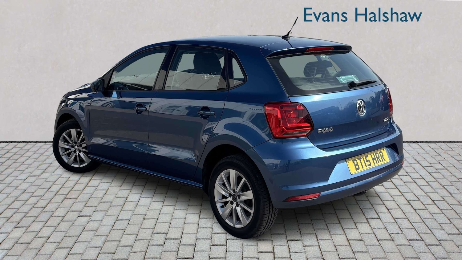 Used Volkswagen Polo 2015 for sale - 78173690: Photo 2