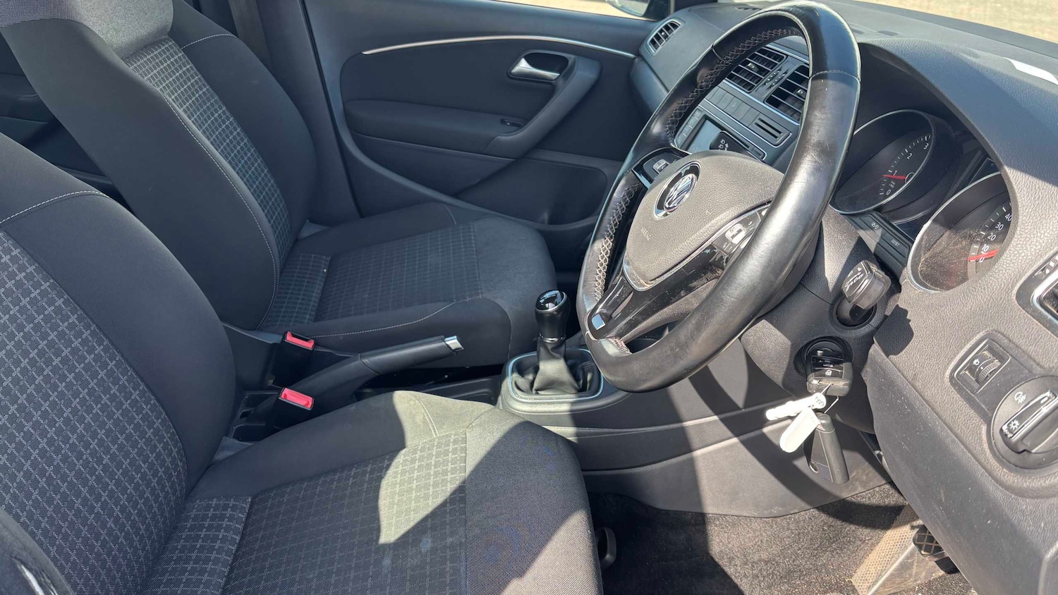 Used Volkswagen Polo 2015 for sale - 78173690: Photo 7