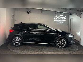 Used Ford Focus 2022 for sale - 79051789: Photo