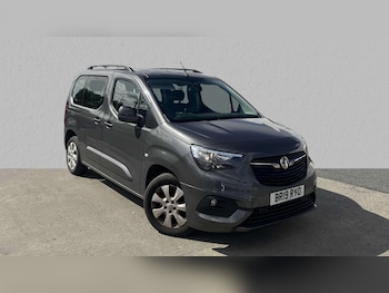 Vauxhall - Combo Life