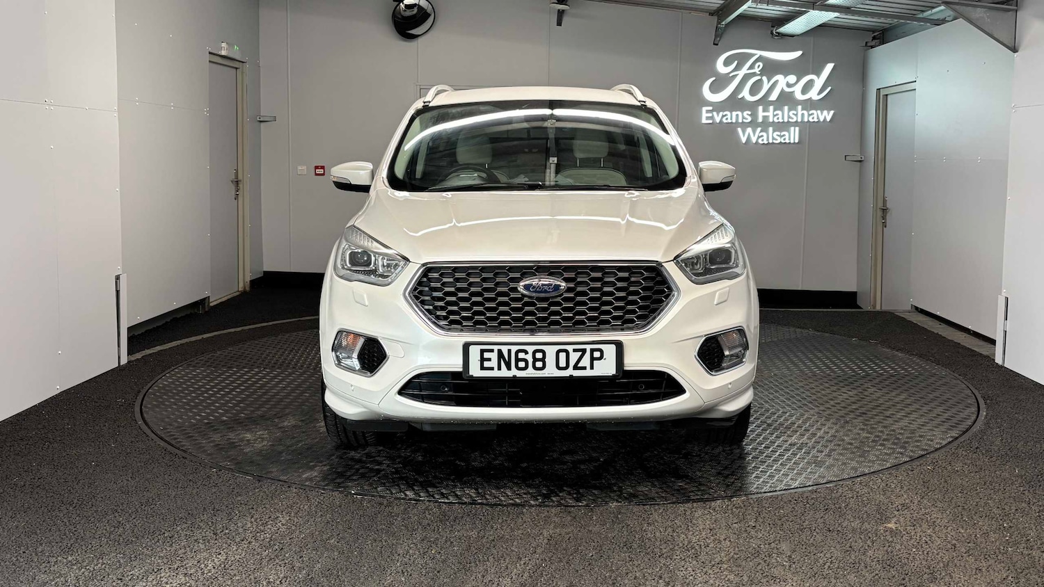 Used Ford Kuga 2018 for sale - 76262506: Photo 2