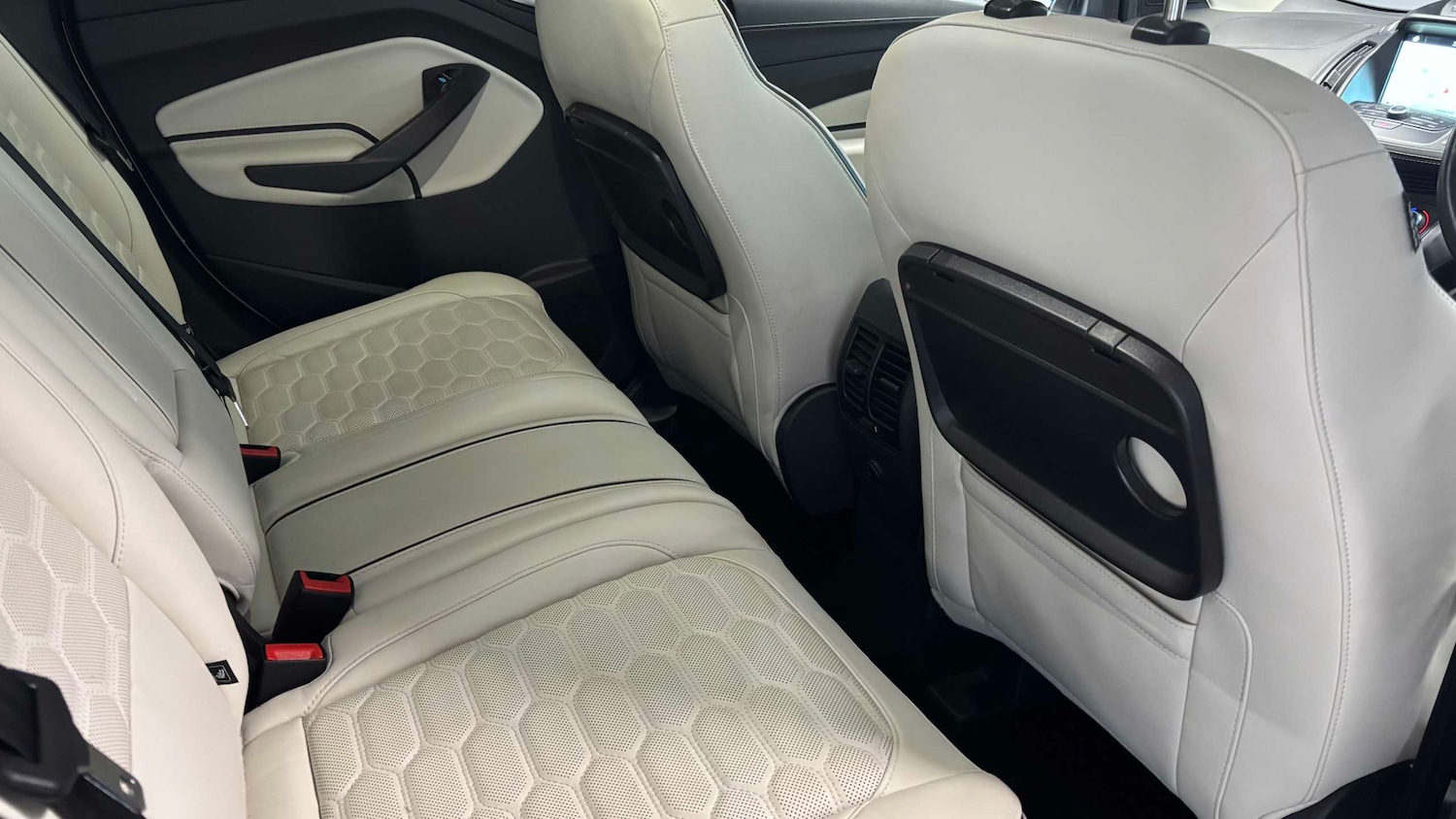 Used Ford Kuga 2018 for sale - 76262506: Photo 28