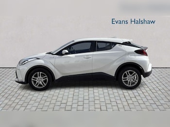 Used Toyota C-HR 2021 for sale - 77886045: Photo