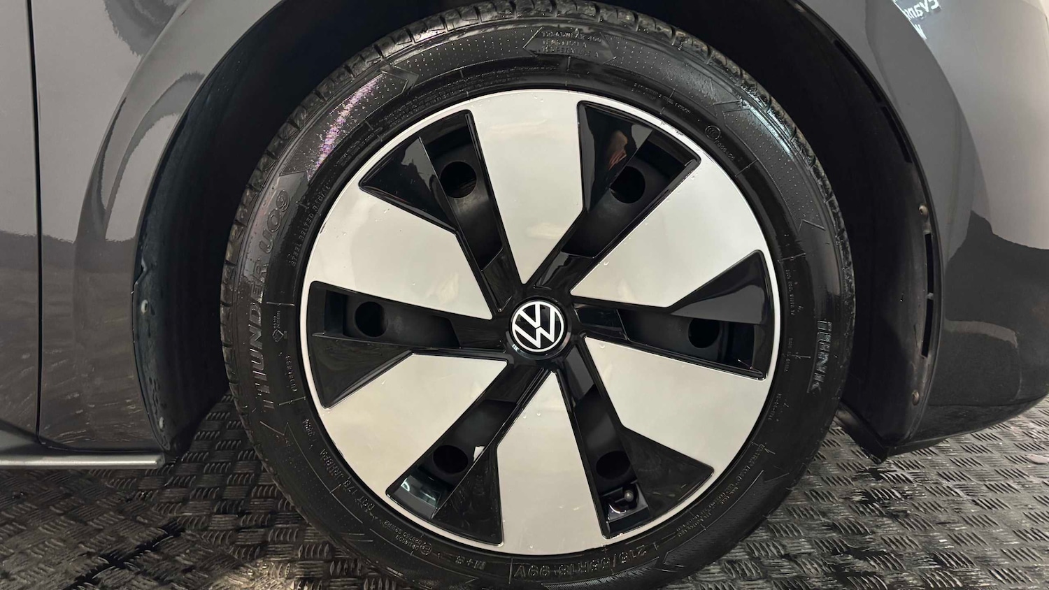 Used Volkswagen ID.3 2021 for sale - 77601354: Photo 10