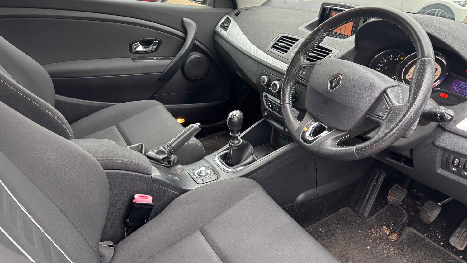 Used Renault Megane 2013 for sale - 77527123: Photo 6