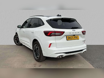 Used Ford Kuga 2025 for sale - 76113404: Photo 2