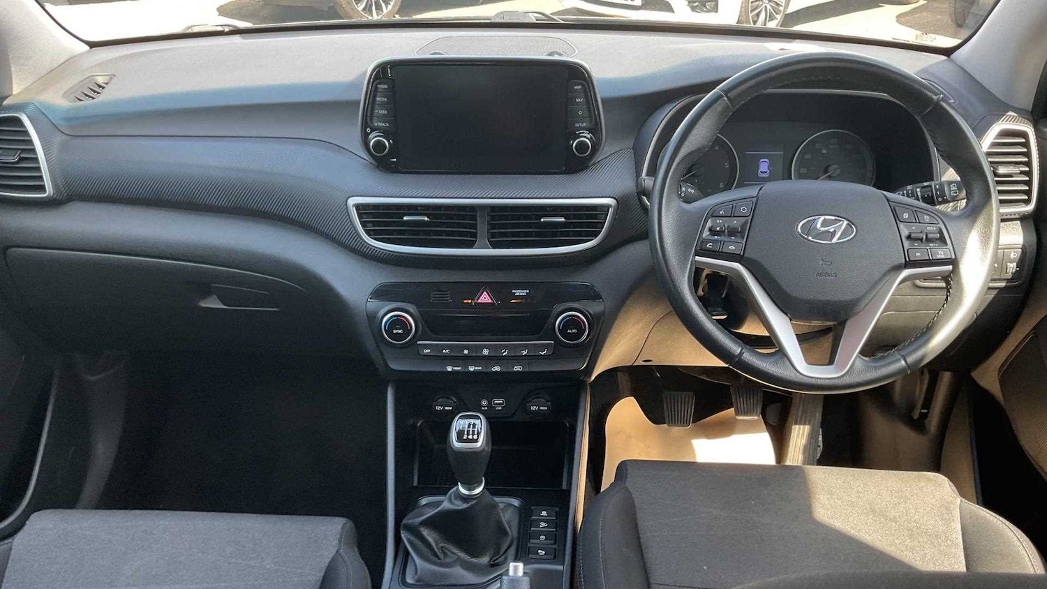 Used Hyundai TUCSON 2018 for sale - 76272228: Photo 29