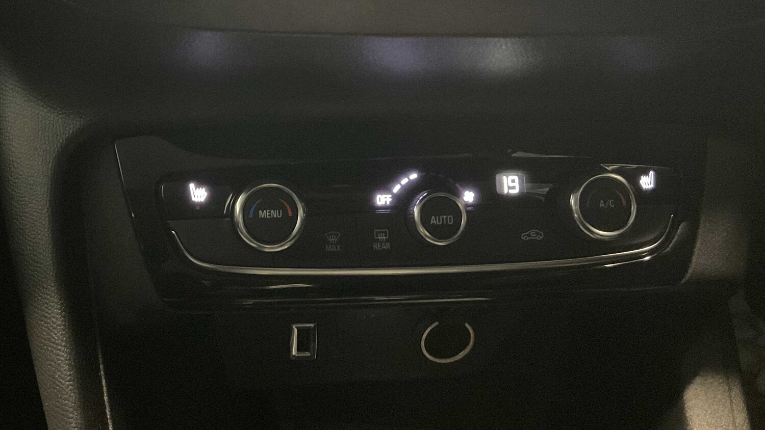 Used Vauxhall Corsa 2022 for sale - 76362619: Photo 20