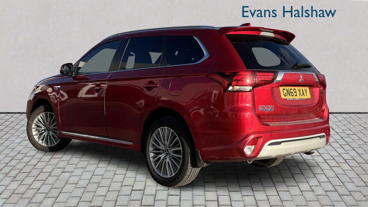 Used Mitsubishi Outlander 2019 for sale - 77011095: Photo 2