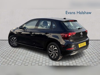 Used Volkswagen Polo 2024 for sale - 77233098: Photo