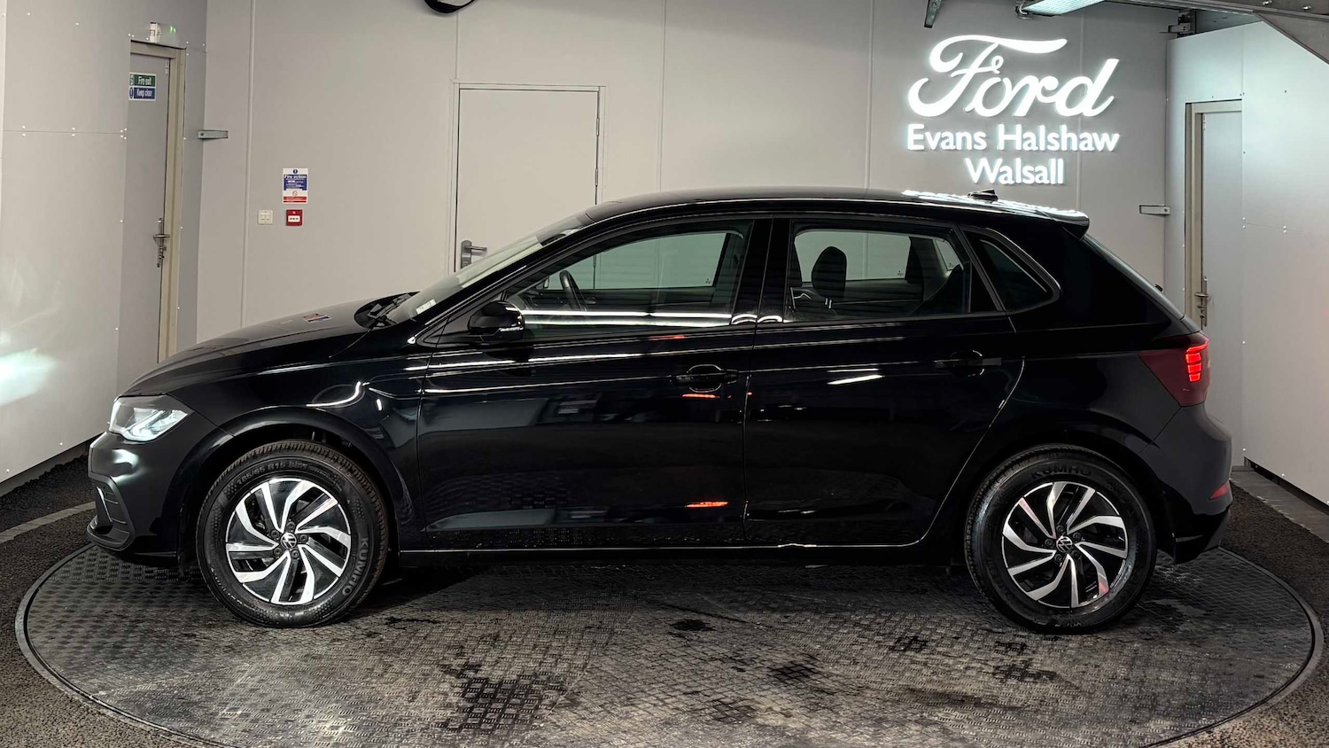 Used Volkswagen Polo 2024 for sale - 77233098: Photo 8