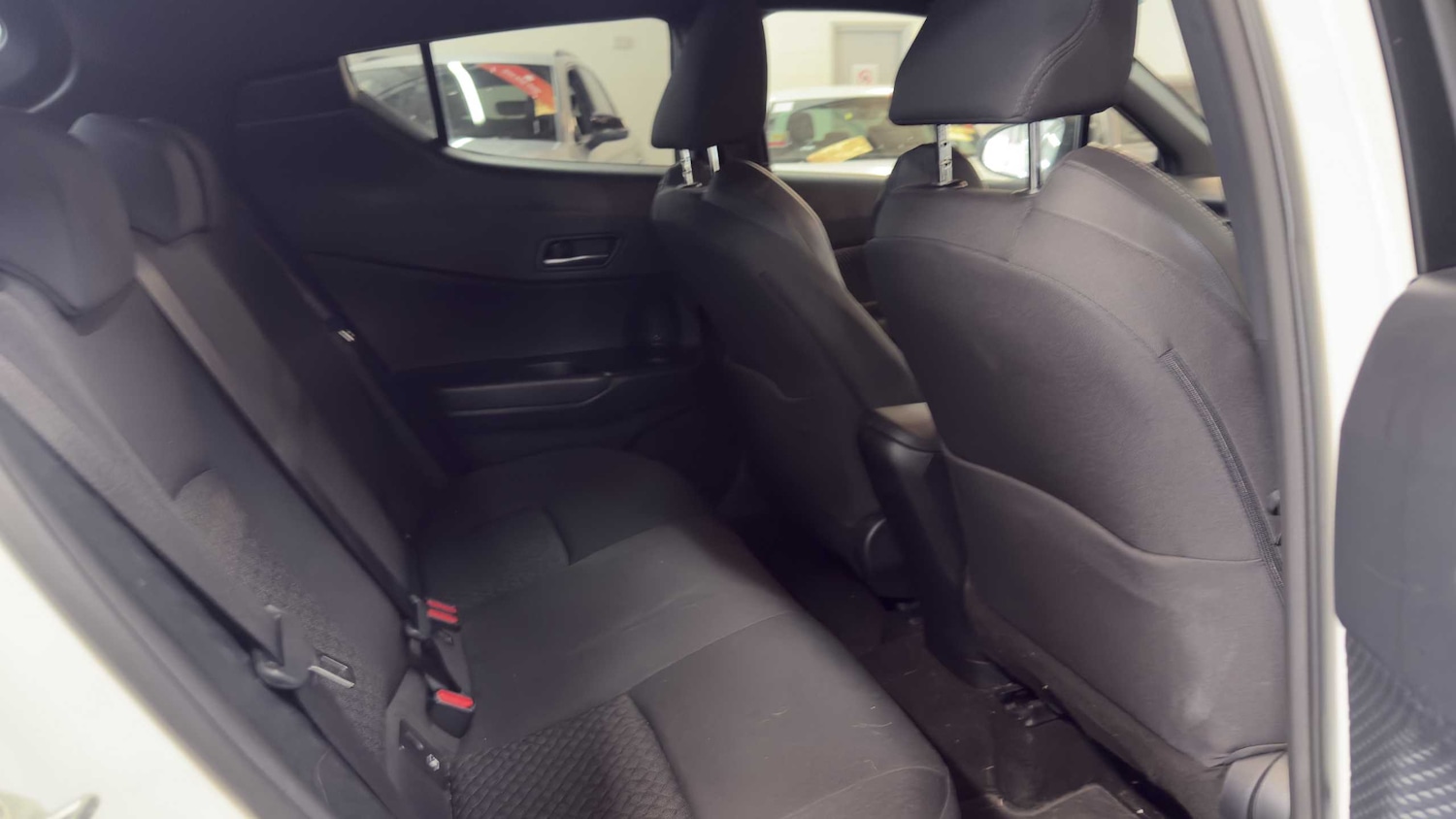Used Toyota C-HR 2023 for sale - 76286439: Photo 9