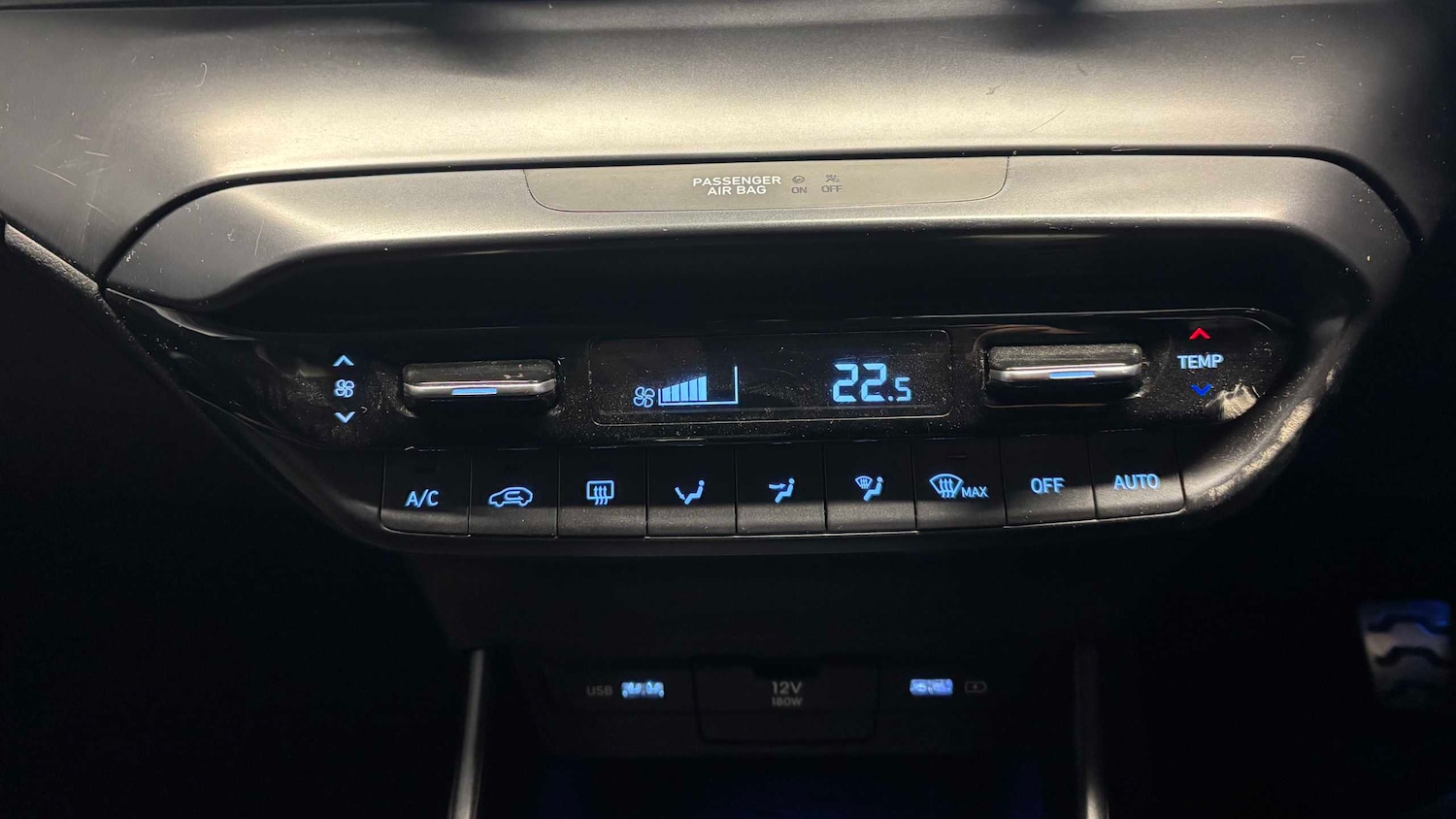 Used Hyundai BAYON 2023 for sale - 77615555: Photo 20