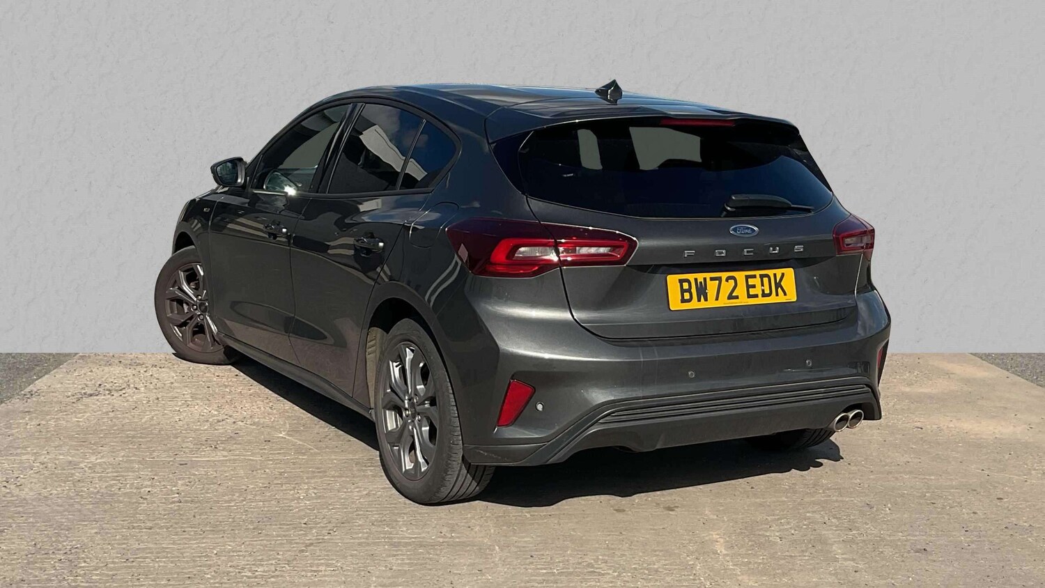 Used Ford Focus 2023 for sale - 76034822: Photo 2
