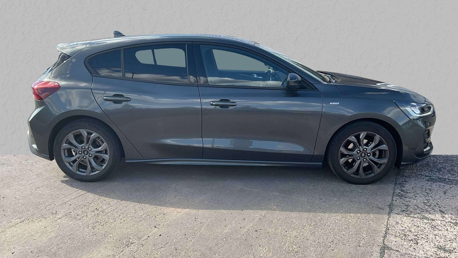 Used Ford Focus 2023 for sale - 76034822: Photo 3
