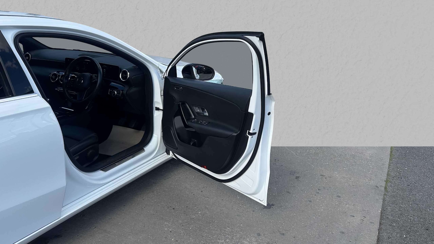 Used Mercedes-Benz A-Class 2019 for sale - 75841349: Photo 15