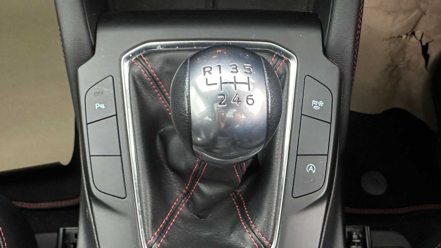 Used Ford Kuga 2023 for sale - 75845469: Photo 25