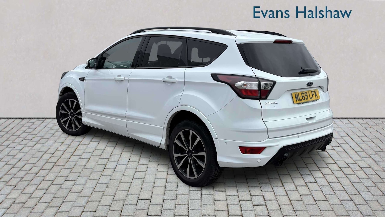 Used Ford Kuga 2019 for sale - 77914030: Photo 2