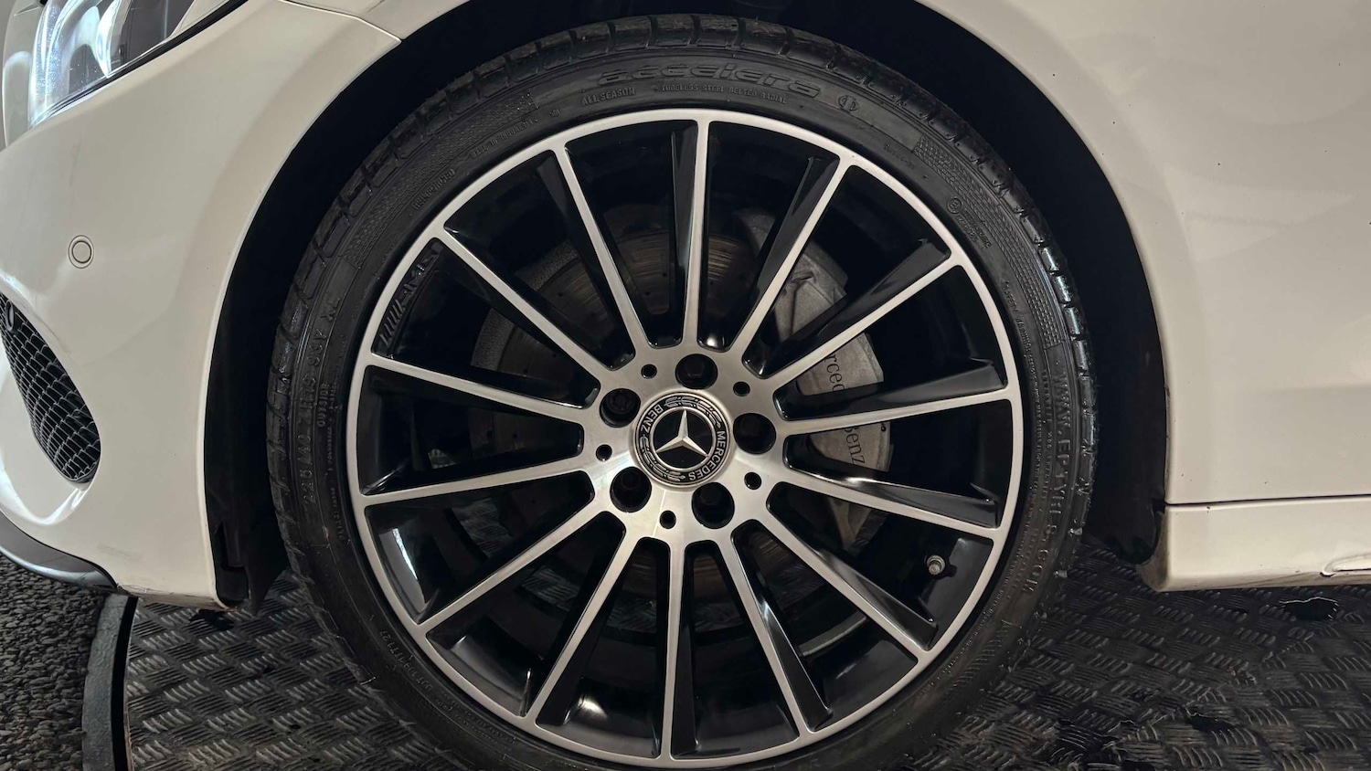 Used Mercedes-Benz C Class 2018 for sale - 77795600: Photo 11