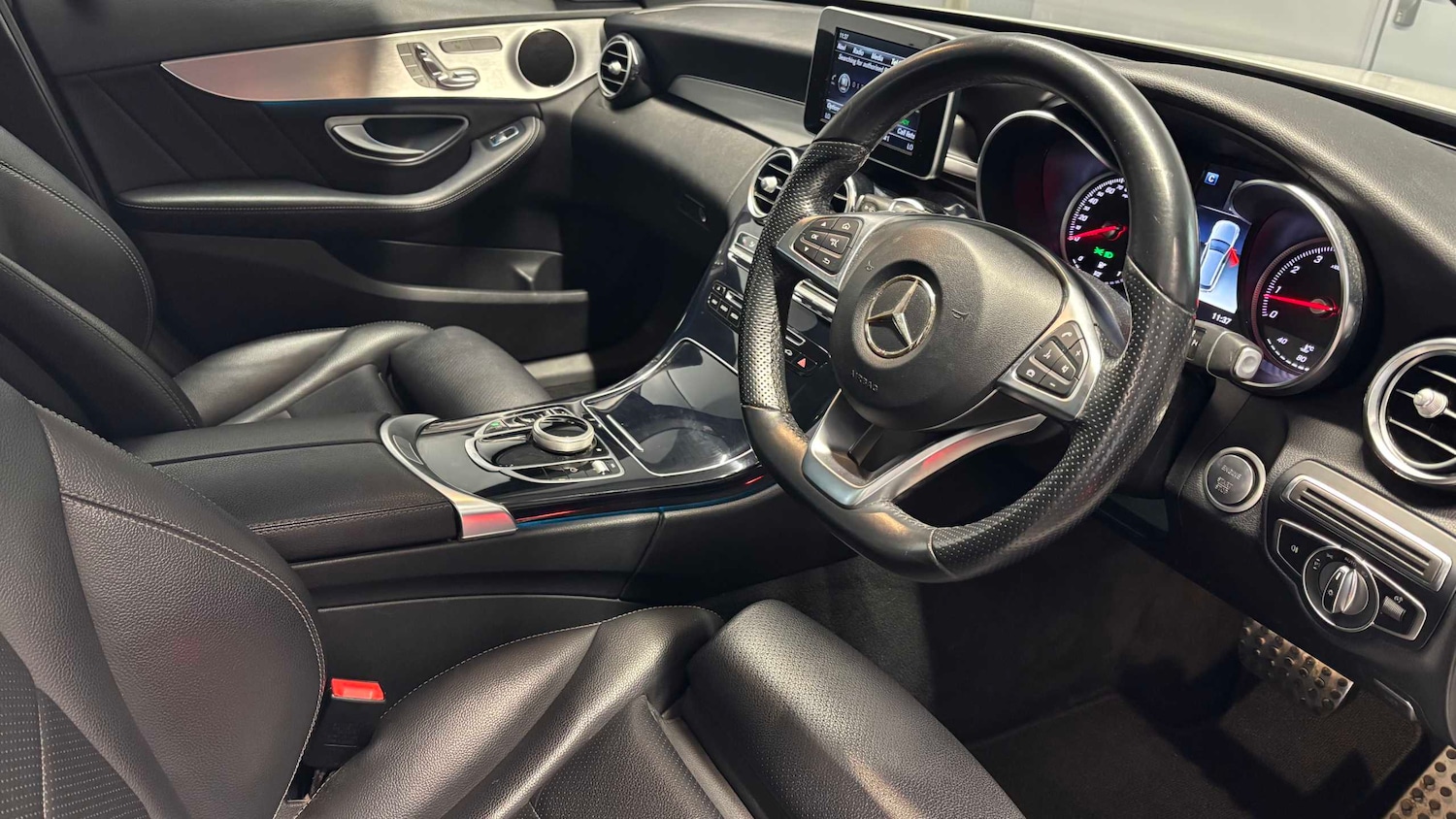 Used Mercedes-Benz C Class 2018 for sale - 77795600: Photo 13