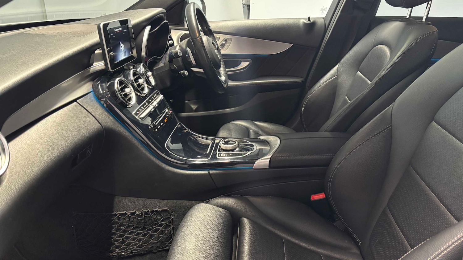 Used Mercedes-Benz C Class 2018 for sale - 77795600: Photo 28