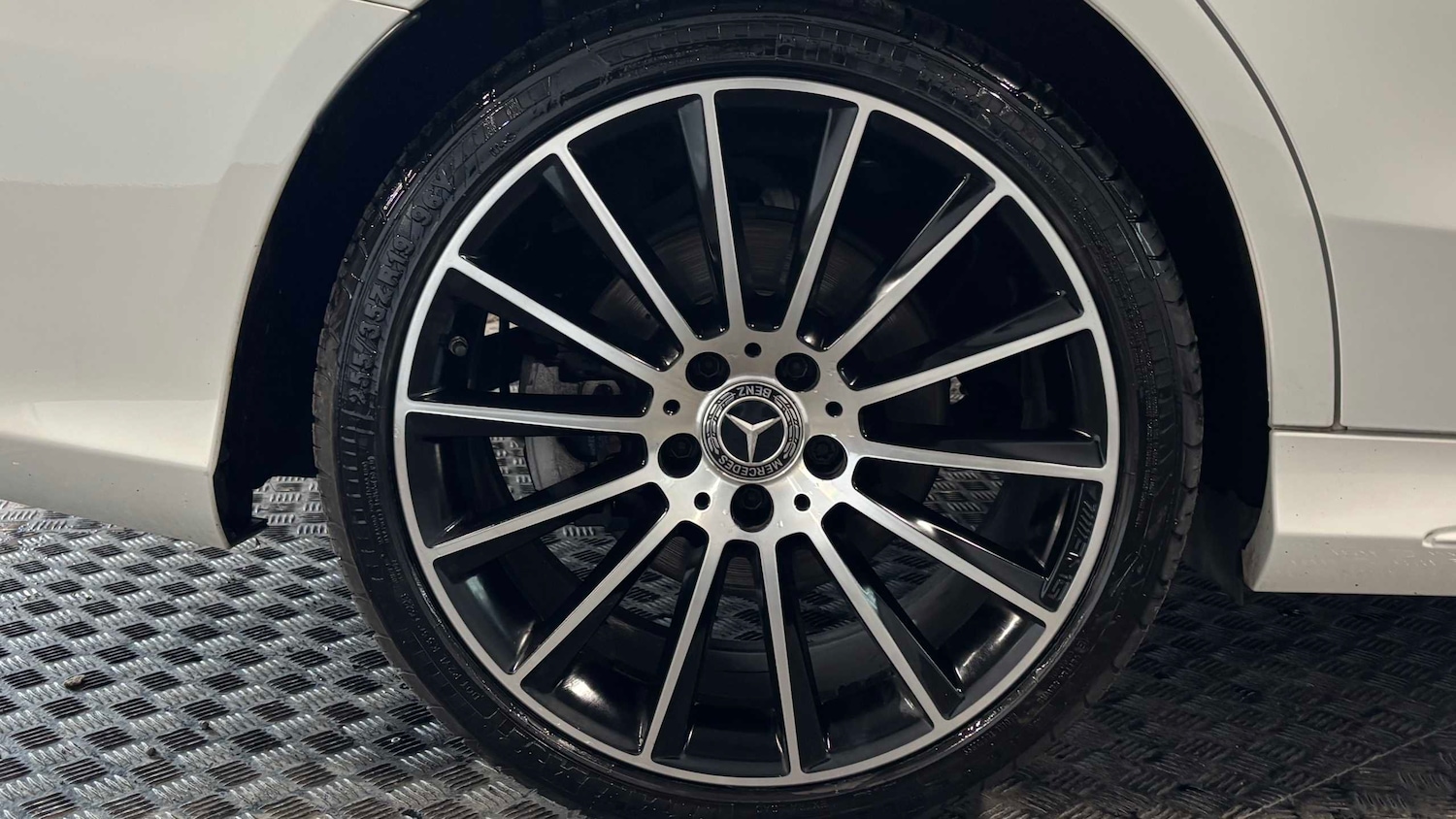 Used Mercedes-Benz C Class 2018 for sale - 77795600: Photo 9