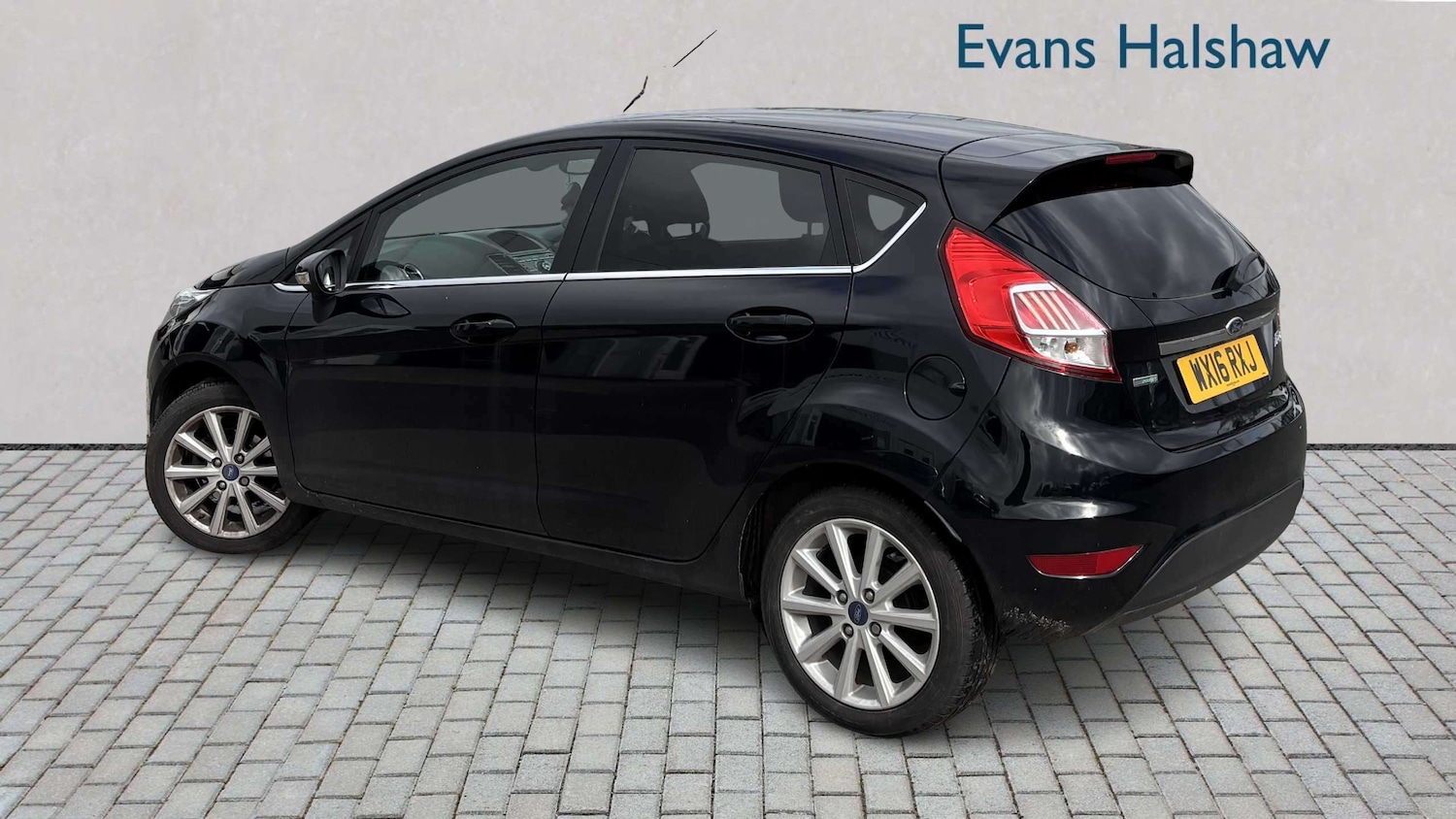 Used Ford Fiesta 2016 for sale - 77726864: Photo 2