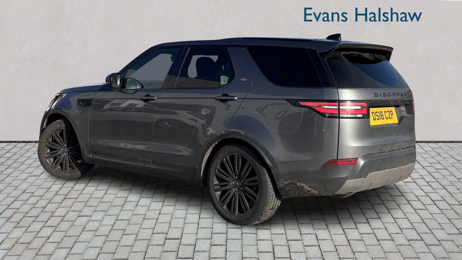 Used Land Rover Discovery 2018 for sale - 77361468: Photo 2