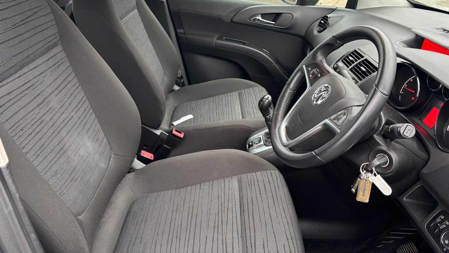 Used Vauxhall Meriva 2014 for sale - 77414815: Photo 7