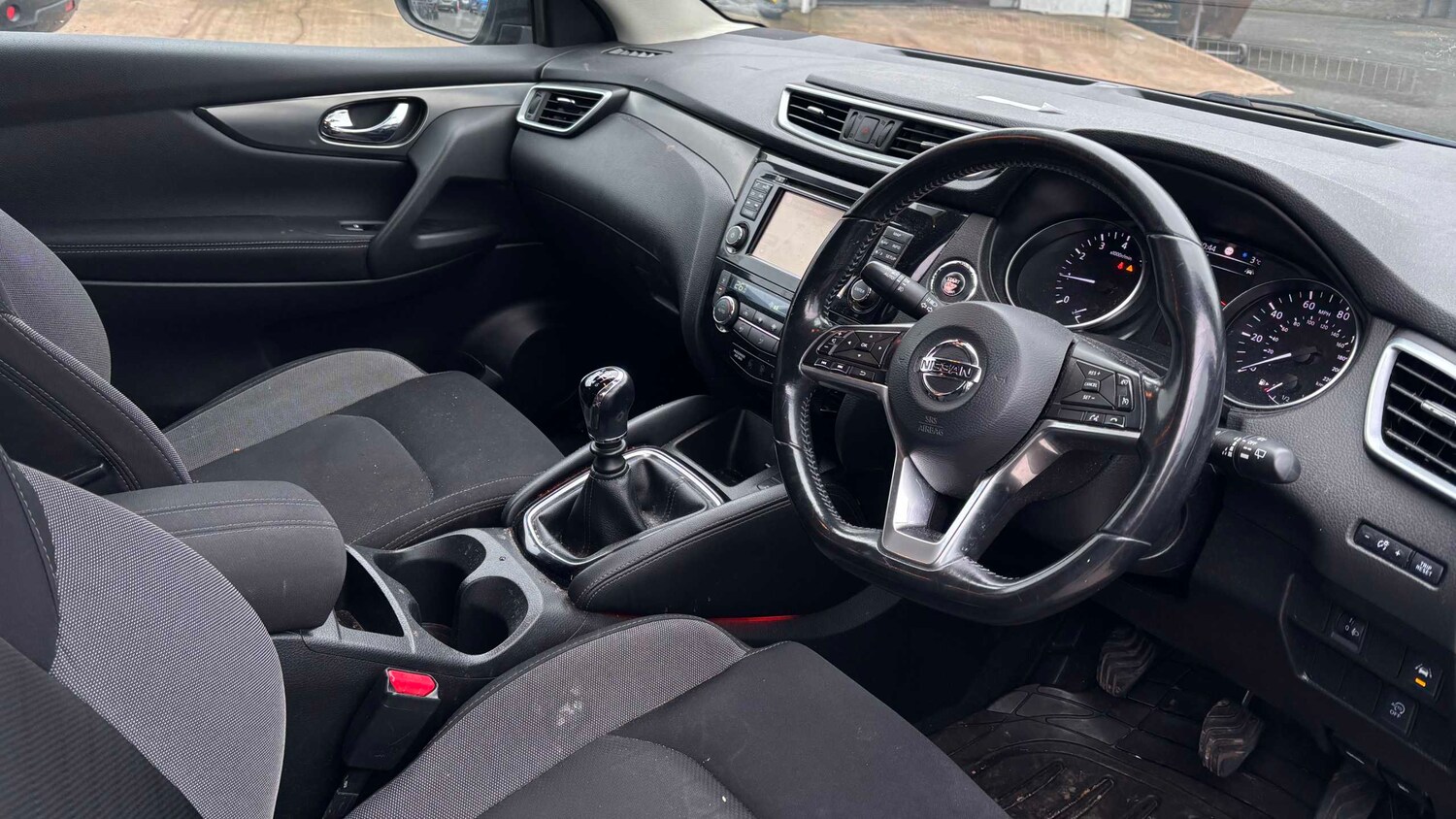 Used Nissan Qashqai 2017 for sale - 77333775: Photo 6